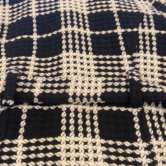 Black & white check wool blend long belted coat w/ 2 button close pockets small - Picture 10 of 12